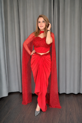 The crimson cape set