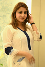Women’s Floral Motif Crepe Suit Set with Scalloped Dupatta & Flared Culottes